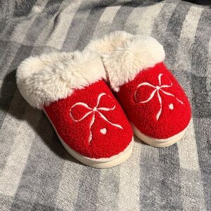 American Eagle Outfitters Red Faux-Fur Cuff Bow Embroidered Slippers